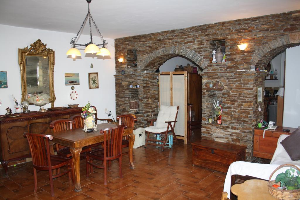 Amorani Studios Batsi  Luaran gambar