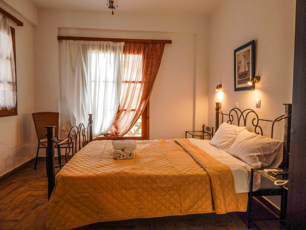 Amorani Studios Batsi  Luaran gambar